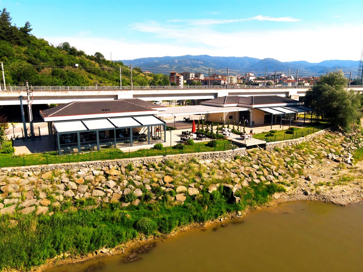 Geyve Belediyesi Nehir Park